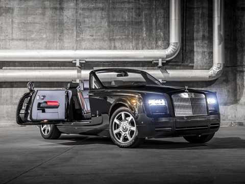 Rolls-Royce ra mắt chiếc Phantom 'Chim ưng đêm'