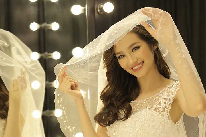 Đây như một món quà bất ngờ dành cho chú rể cũng như bạn bè và quan khách hai bên