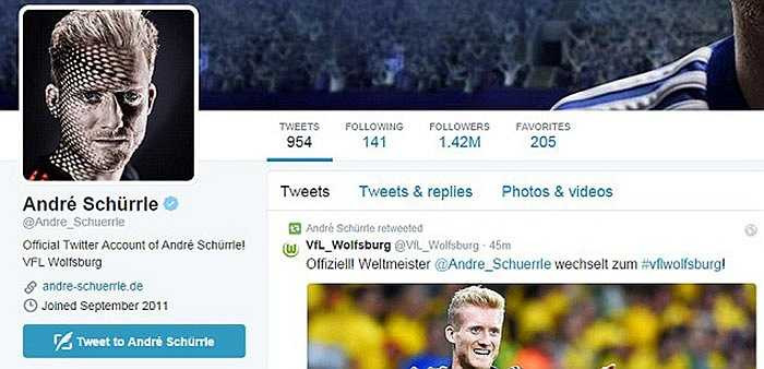 Twitter của nhà vô địch thế giới thay đổi ngay trong đêm qua