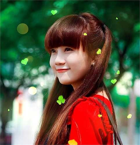 Xuất hiện với nick name Cherry Nguyễn, Anh Đào được biết đến khi một số clip các bản cover nhạc trữ tình cực hay của cô được mọi người truyền tay nhau.