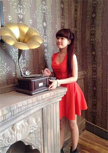 Nhan sắc xinh đẹp của nữ sinh Đại học Tôn Đức Thắng