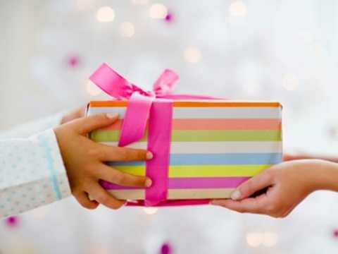 Dịch vụ chuyển quà tặng Valentine