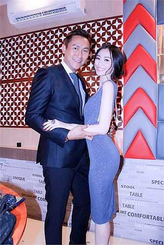 Trong cảnh quay này, anh phải giả dạng làm bảo vệ để có cơ hội tiếp cận cùng người trong mọng, siêu mẫu Nguyễn Thị Phương do Khánh My thủ diễn.