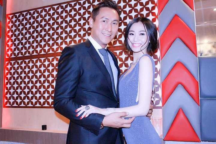 'Mỹ nhân Sài thành' khá e dè và giữ ý trong cách giao tiếp.