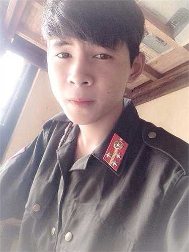 Ngọc Sơn có 12 năm liền đạt học sinh giỏi. Năm lớp 10 và lớp 11 đạt giải Nhì môn lịch sử cấp huyện. 