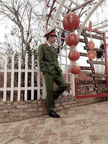 Ngọc Sơn có sở thích là ca hát và chơi bóng chuyền.