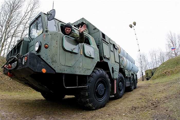 Phương tiện vận chuyển tên lửa S-300
