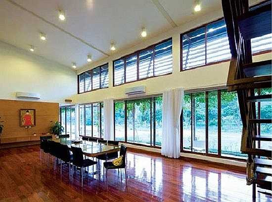 Phòng ăn thoáng đãng