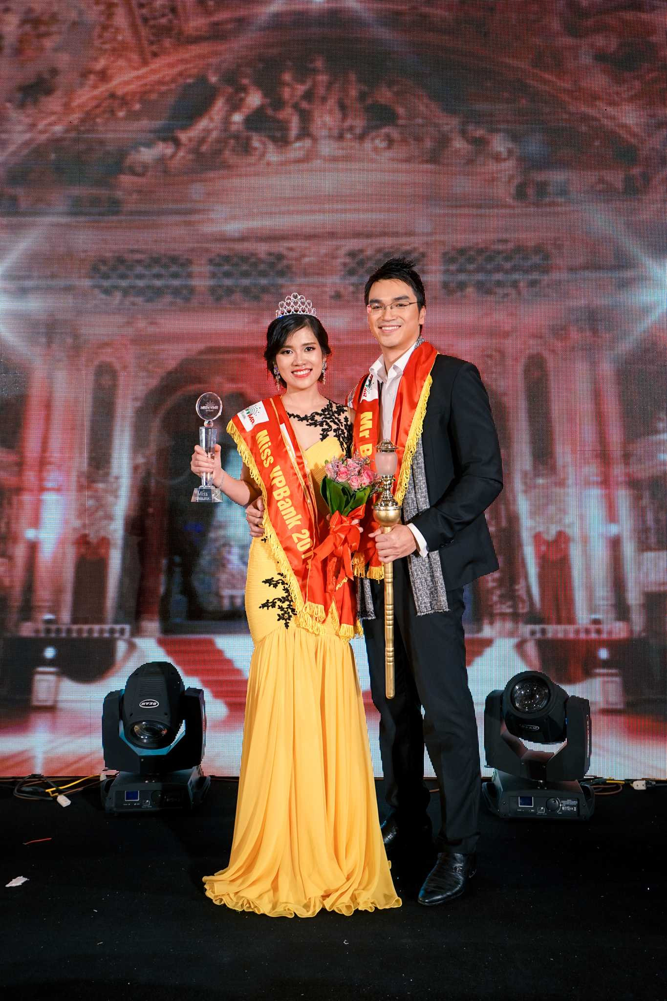 Ngỡ ngàng trước vẻ đẹp Miss & Mr VPBank 2014