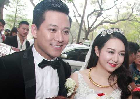 gia thế giàu có1