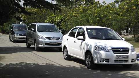 7 kinh nghiệm 'giắt lưng' đi thuê xe ngày Tết