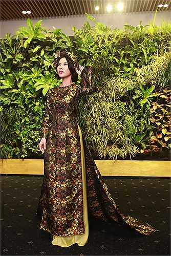 Song song đó, Lệ Quyên hứa hẹn cũng sẽ tái ngộ với các dự án phim điện ảnh nếu nhận được kịch bản và vai diễn phù hợp với bản thân từ sau thành công trong các bộ phim truyền hình trước đó như: Lục lạc huyền bí, Hương tình, Góc khuất, Nữ hoàng cà phê, Tình yêu và thử thách...