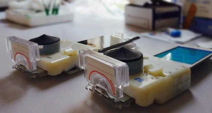 Quá trình thử nghiệm thiết bị có khả năng phát hiện bệnh HIV 
