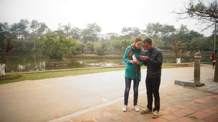 David Phạm – Alona luôn thống nhất ý kiến trước khi hành động.