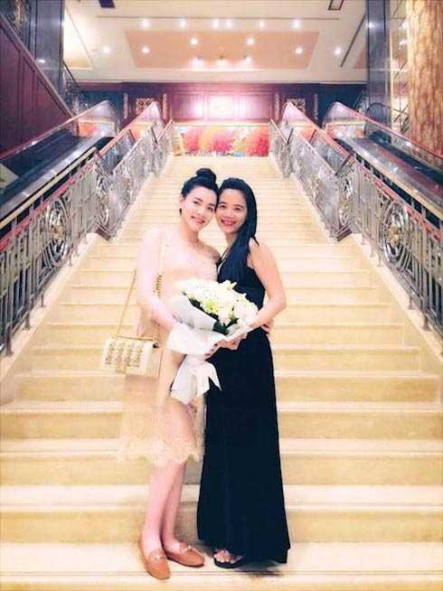 trang nhung bạn bè