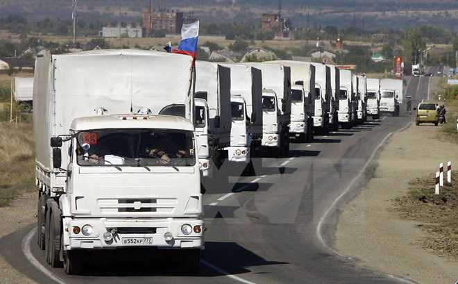 Xe chở hàng cứu trợ của Nga cho Ukraine