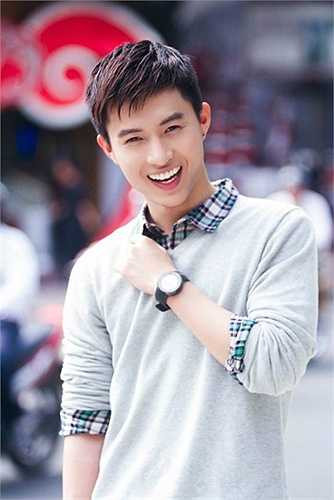 Nickk Nguyễn tên thật là Nguyễn Thành Trung, là du học sinh tại trường Seattle Central Community College ở Washington (Mỹ). 