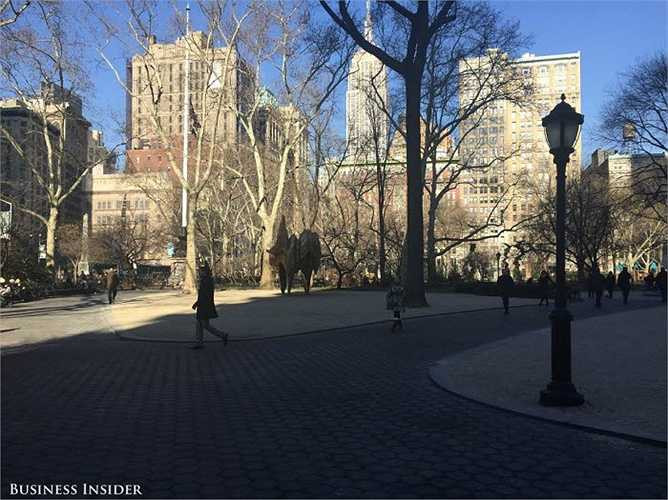 iPhone không gây rắc rối cho tất cả mọi thứ. Vấn đề là màu sắc trông đậm hơn. Lựa chọn giữa DSLR hoặc iPhone là tùy thuộc từng người.