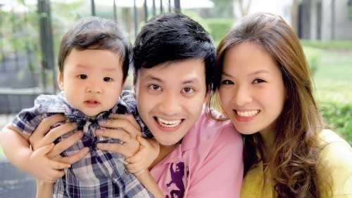 Không chỉ khép lại vết thương lòng, các nữ nghệ sĩ này còn vượt qua áp lực “gái một đời chồng lấy trai tân” của dư luận để tìm kiếm bến đỗ thứ hai.