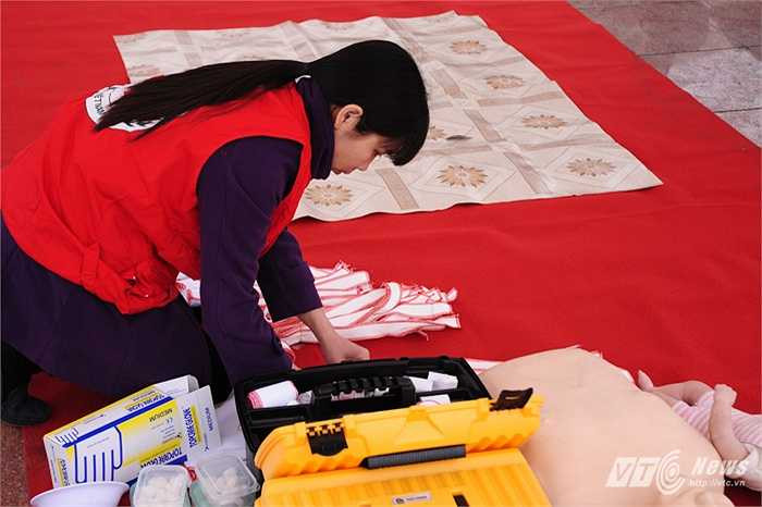 Đây là chương trình nhằm phổ biến kiến thức cho những người tham gia về sơ cứu các nạn nhân tai nạn giao thông đúng cách