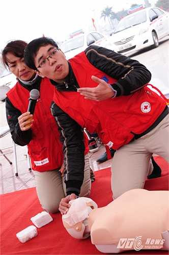 Có thể nạn nhân còn thở hoặc không, mỗi trường hợp lại có các phương án xử lý khác nhau