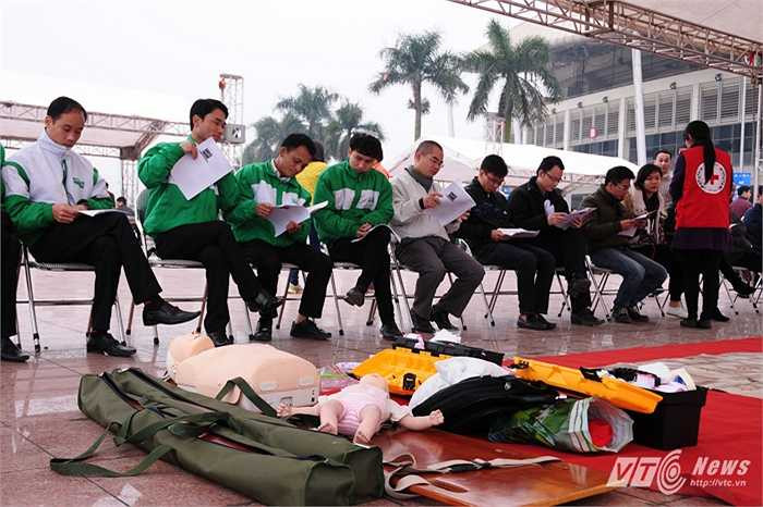 Mặc dù sơ cứu có thể tăng khả năng sống sót cho nạn nhân nhưng nếu thực hiện không đúng cách cũng có thể là con dao lấy mạng họ