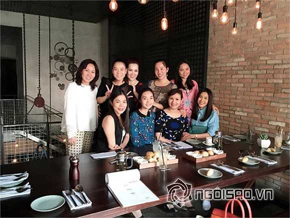 Có thể thấy, Hà Tăng dù đang mang bầu nhưng vẫn giữ được gương mặt trẻ trung và cô không tăng cân nhiều so với thời kì trước