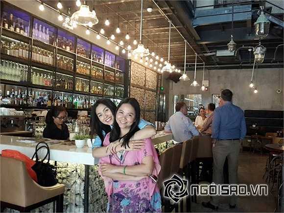 'Ngọc nữ' cũng là người khá kín tiếng trong chuyện riêng tư, cô từng chia sẻ: 'Ví dụ như tôi là nghệ sĩ thì cái gì của tôi đều có thể chia sẻ còn gia đình nhà chồng là những cái gì đó riêng tư.'
