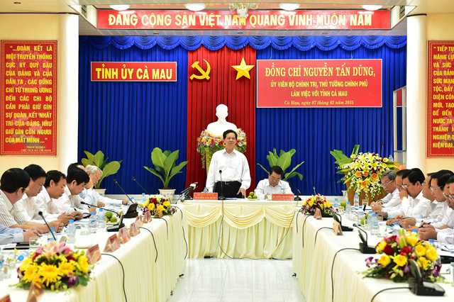 Thủ tướng Nguyễn Tấn Dũng: Không vì chuẩn bị Đại hội mà lơ là nhiệm vụ kinh tế