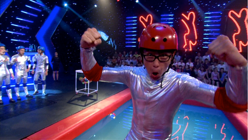 Ekip sản xuất cùng với các chuyên gia bản quyền nước ngoài Fremantle đã cùng làm việc trong nhiều tháng