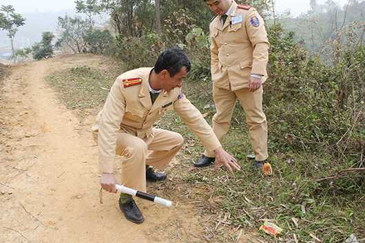CSGT rượt bắt kẻ buôn 156 bánh heroin như phim hành động