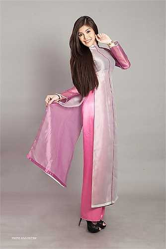 Thục Vy cũng đang tham gia vài bộ phim truyền hình, các hợp đồng quảng cáo TVC