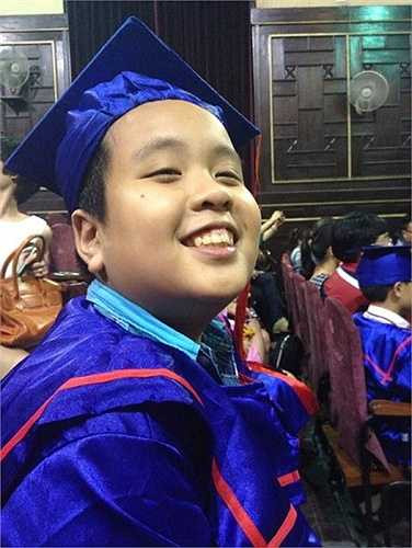 Nam giành được giải cao trong các kỳ thi tiếng Anh, hùng biện, nhiều lần đứng trên sân khấu hội thảo quốc tế...