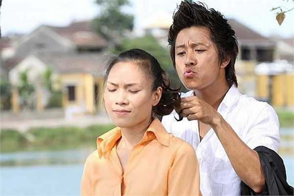 Trước những lời tỏ tình bóng gió và những gì Tuấn Hưng dành cho mình, Họa mi tóc nâu lên báo trả lời thẳng thừng 'với anh Hưng, đó là một tình bạn' để kết thúc mọi nghi ngờ, bàn luận của báo chí. Hiện tại, nam ca sĩ đã lập gia đình, Mỹ Tâm vẫn lẻ bóng.