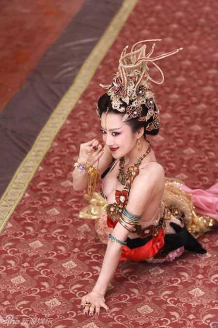 'Phong thần anh hùng 2'