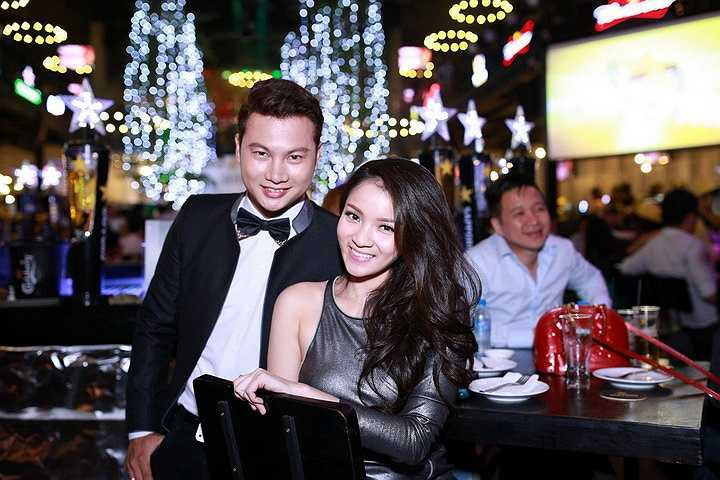 Với vai trò là người đứng đầu tổ chức chương trình, Thủy Top luôn biết cách điều phối và được nhiều nhân viên tín nhiệm. 