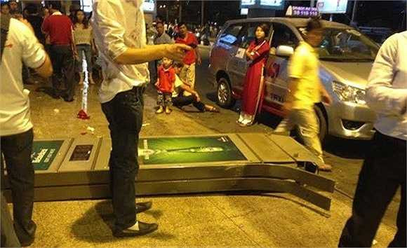 Tân cũng công khai mới lái chiếc xe sang này được 1 tháng. Qua xác minh, chiếc xe Audi A8L mà Tân điều khiển là do Cường Đô la - chồng ca sĩ Hồ Ngọc Hà đứng tên.