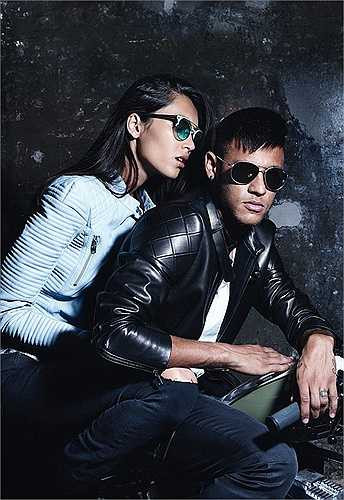 Siêu mẫu Mexico Daniela de Jesus là người sát cánh bên Neymar trong chiến dịch quảng cáo cho Police.