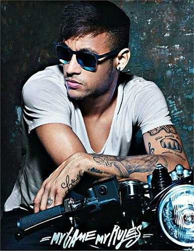 Vẻ bụi bặm của chân sút Brazil trong mẫu quảng cáo mới