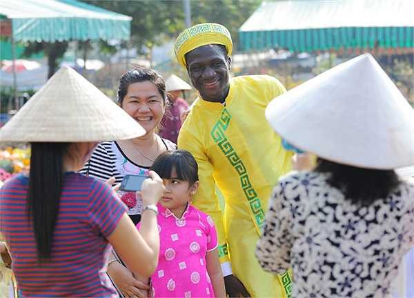 Diabate là chân sút hàng đầu của ĐTLA ở V-League 2015