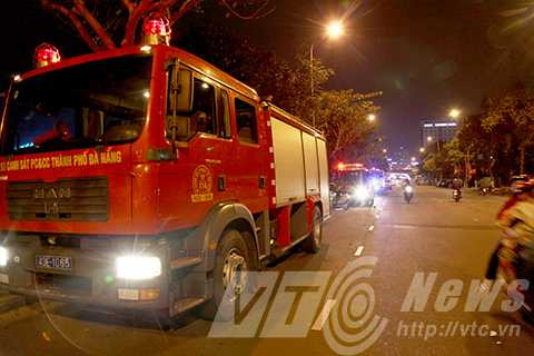 Đà Nẵng, tàu cá, cháy ngùn ngụt, nguy kịch,