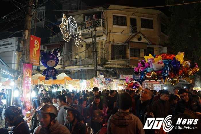 Chợ Tết Hà Nội