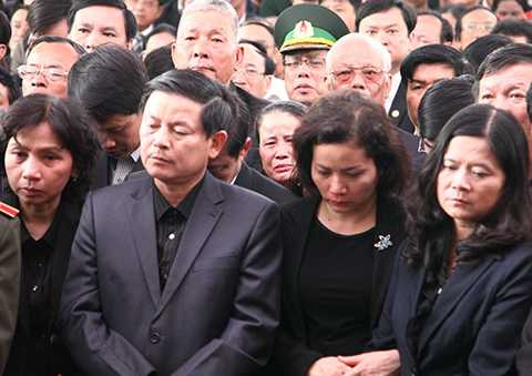 NGuyễn Bá Thanh, tang lễ, Lễ truy điệu, ngàn người, bật khóc, khóc thương