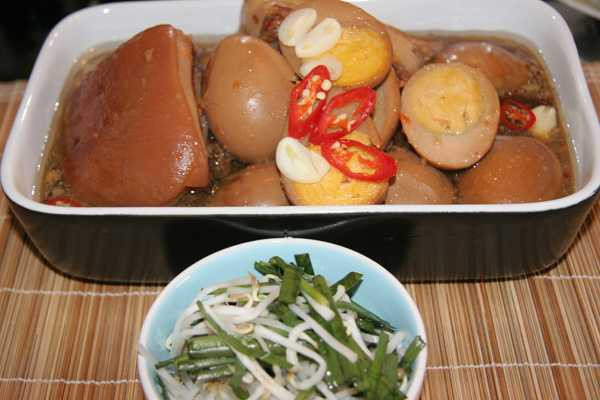 Món ngon đón Tết của người miền Nam