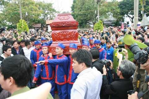 Nguyễn Bá Thanh, ông Thanh, an táng, nghĩa trang, về nơi an nghỉ