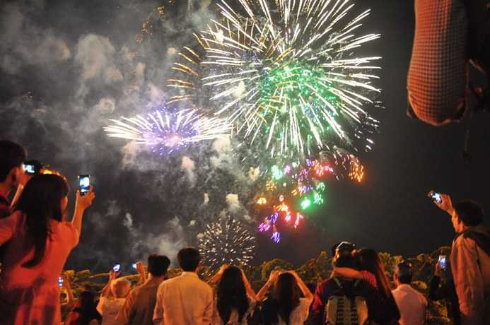 Cả nước tưng bừng chào đón năm mới Ất Mùi