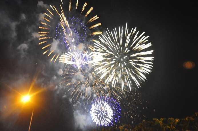 Cả nước tưng bừng chào đón năm mới Ất Mùi