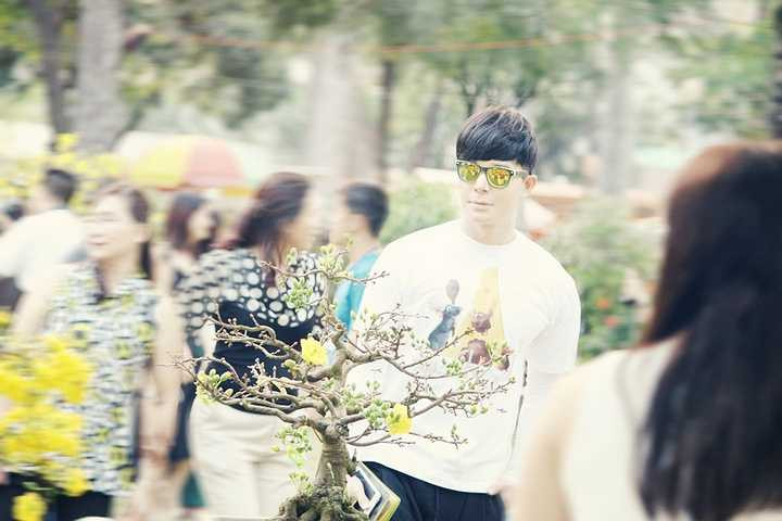 'Tôi có rất ít bạn và không có nhu cầu kết bè. Tôi ngại giao tiếp và chỉ xuất hiện nơi đông người khi thật sự cần thiết'