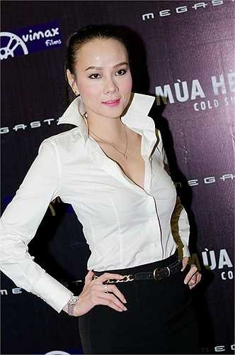 Dương Yến Ngọc là chân dài từng khá thành công trên sàn catwlak. Tuy nhiên, từ cuối thập niên 1990 đến giữa thập niên 2000, cô khá im hơi lặng tiếng và dành nhiều thời gian cho gia đình. Tuy nhiên, đường tình duyên của người đẹp Kỷ Mùi họ Dương khá lận đận.