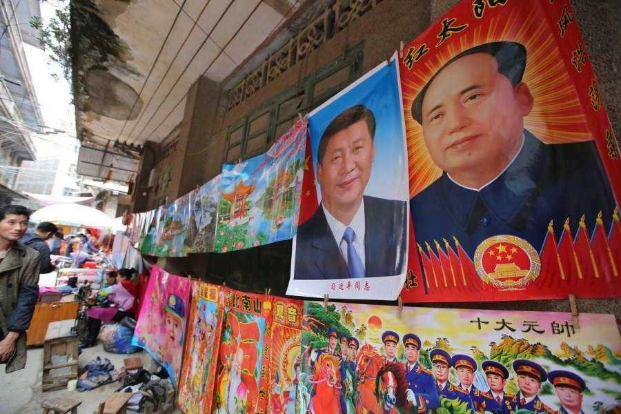 Chân dung ông Tập Cận Bình được bày bán trong các khu hàng Tết